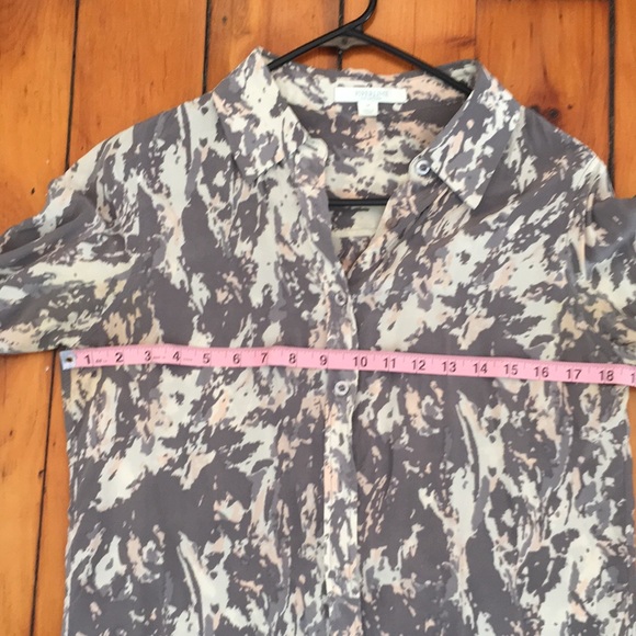 Piperlime long sleeve 100% silk Blouse in grey/pink print size M - Picture 4 of 7